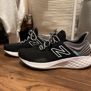 New Balance Fresh Foam Roav size 9